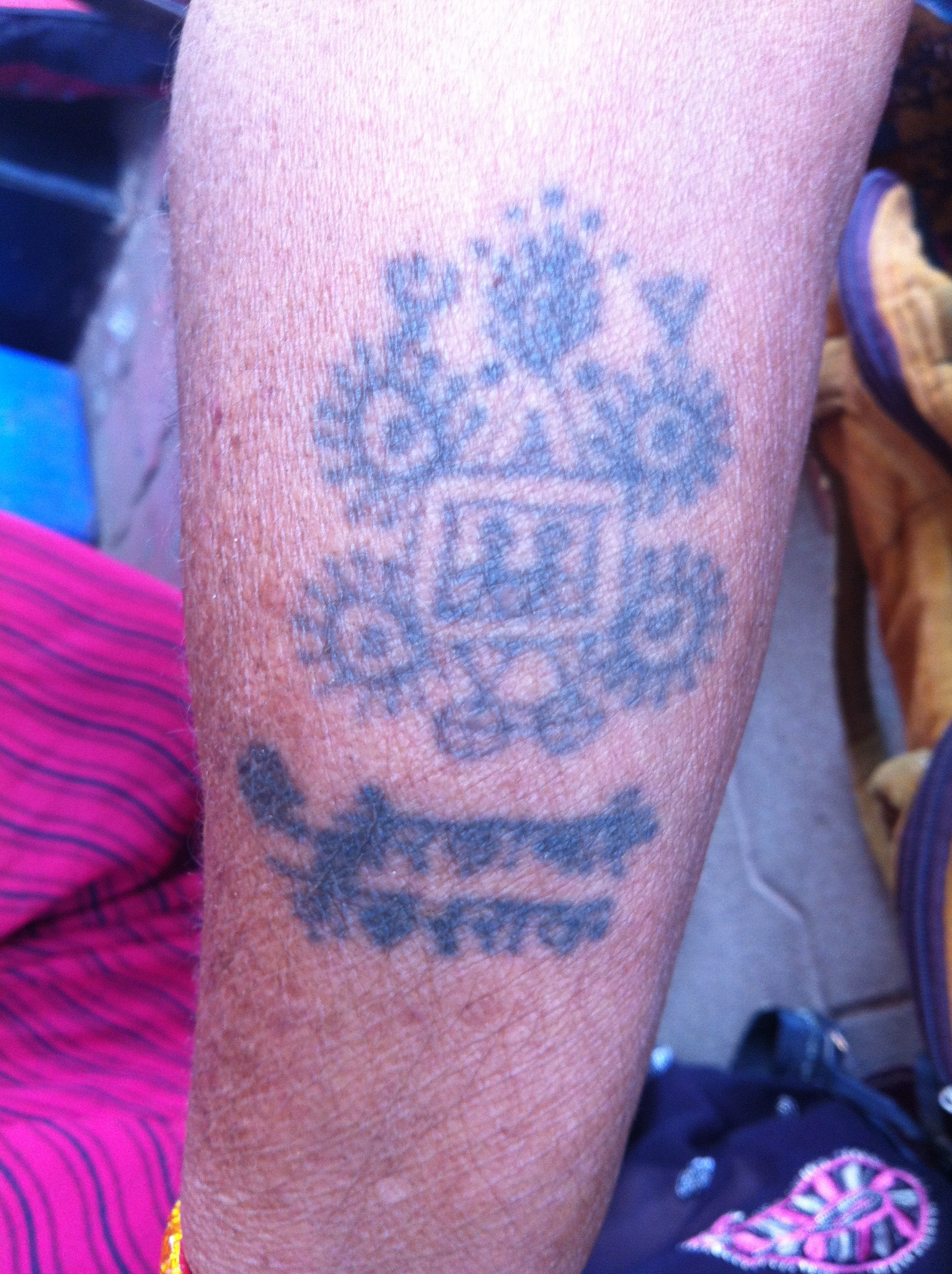 Indian Tattoos Sang Bleu